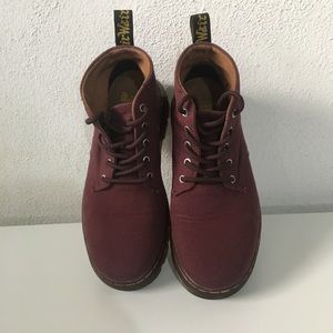 Dr. Martens Bonny 6 Eye Chukka Boot!